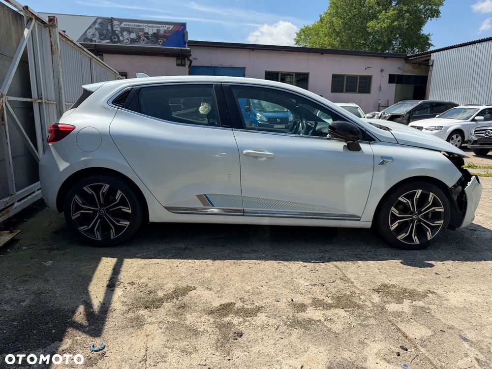 Renault Clio - 5