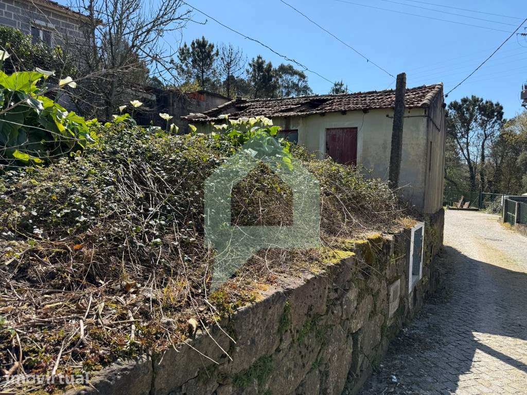 Casa em ruína em Rio Covo (Sta. Eugénia), Barcelos. - Grande imagem: 5/13