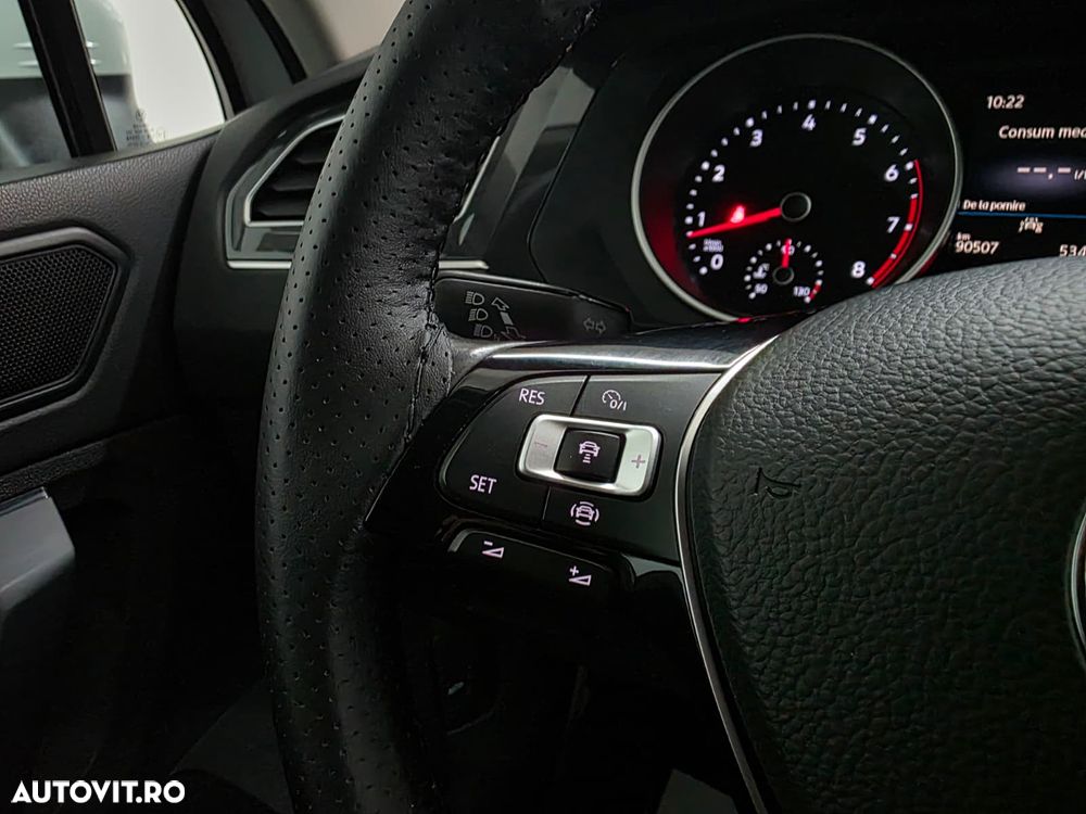 Volkswagen Tiguan - 18