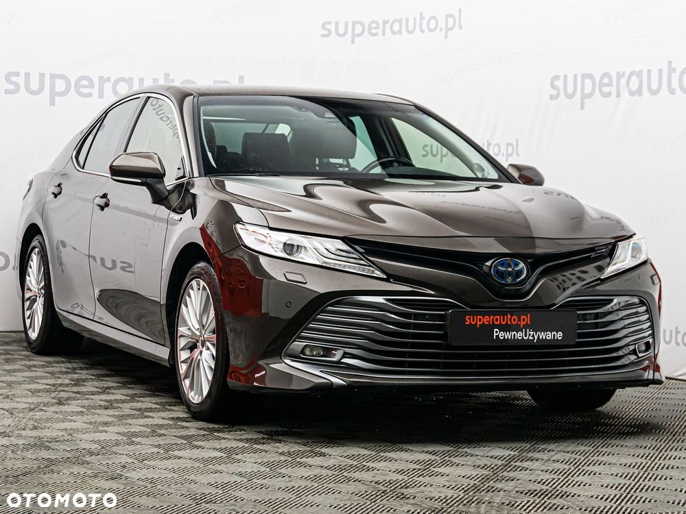 Toyota Camry 2.5 Hybrid Executive CVT - 4