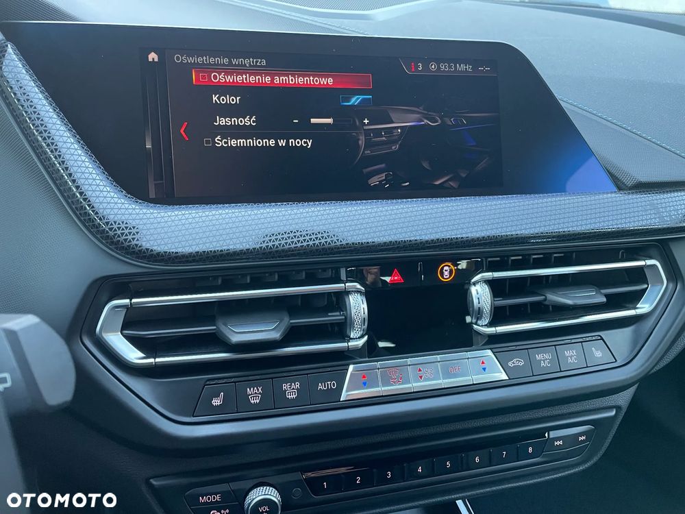 BMW Seria 1 120d xDrive Edition M Sport Shadow - 33