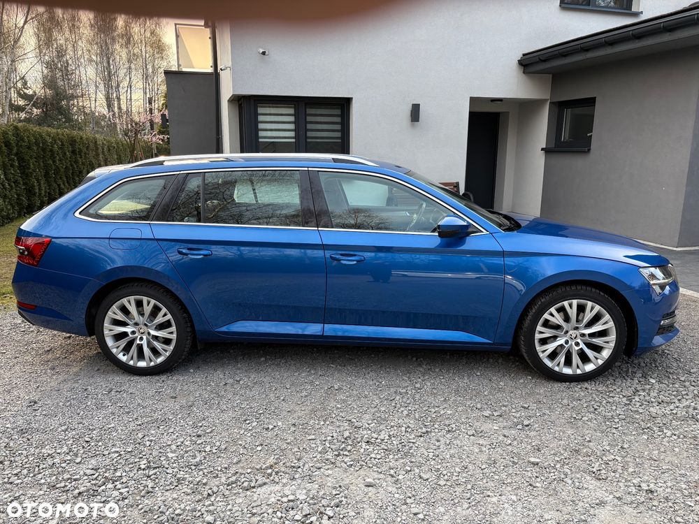 Skoda Superb 2.0 TDI SCR Ambition - 6