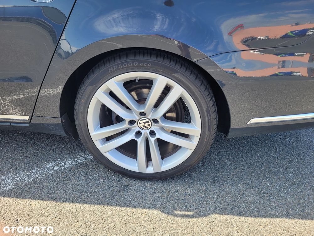 Volkswagen Passat 2.0 TDI Edition 40 DSG - 20