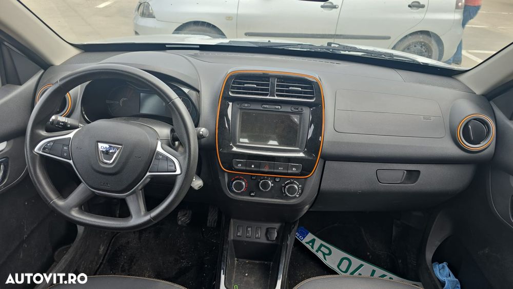 Dacia Spring Comfort Plus - 2