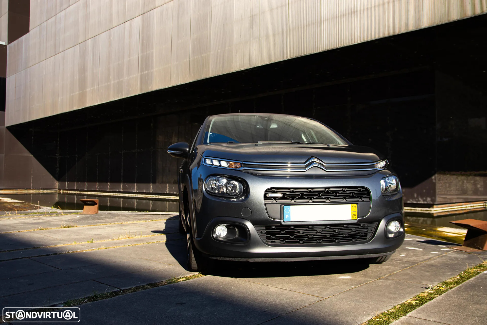 Citroën C3 1.2 PureTech Shine - 2