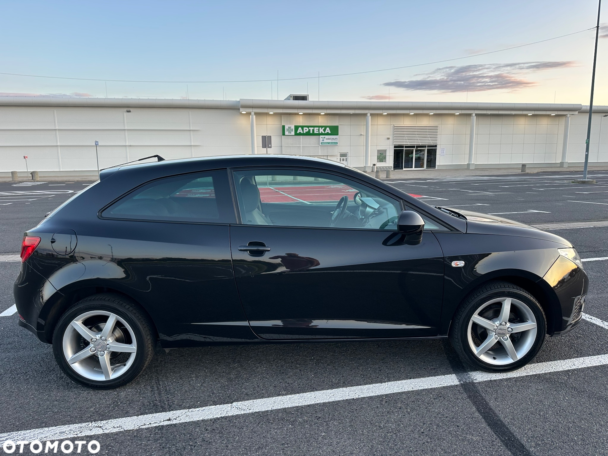 Seat Ibiza SC 1.4 16V Sport - 9
