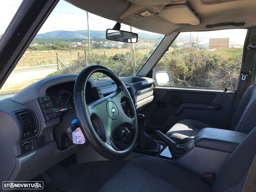 Land Rover Discovery 2.5 TDi - 7