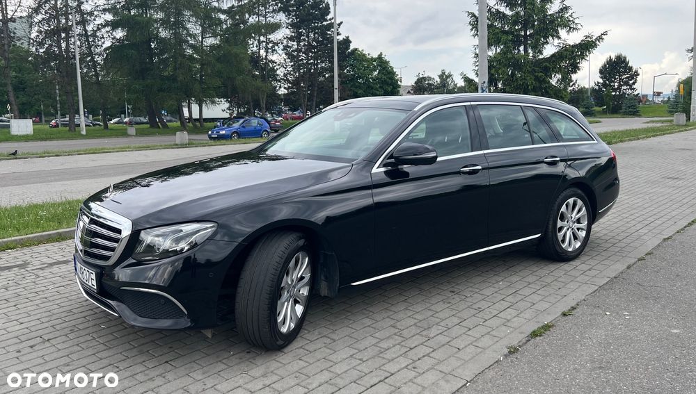 Mercedes-Benz Klasa E 220 d 9G-TRONIC Exclusive - 1