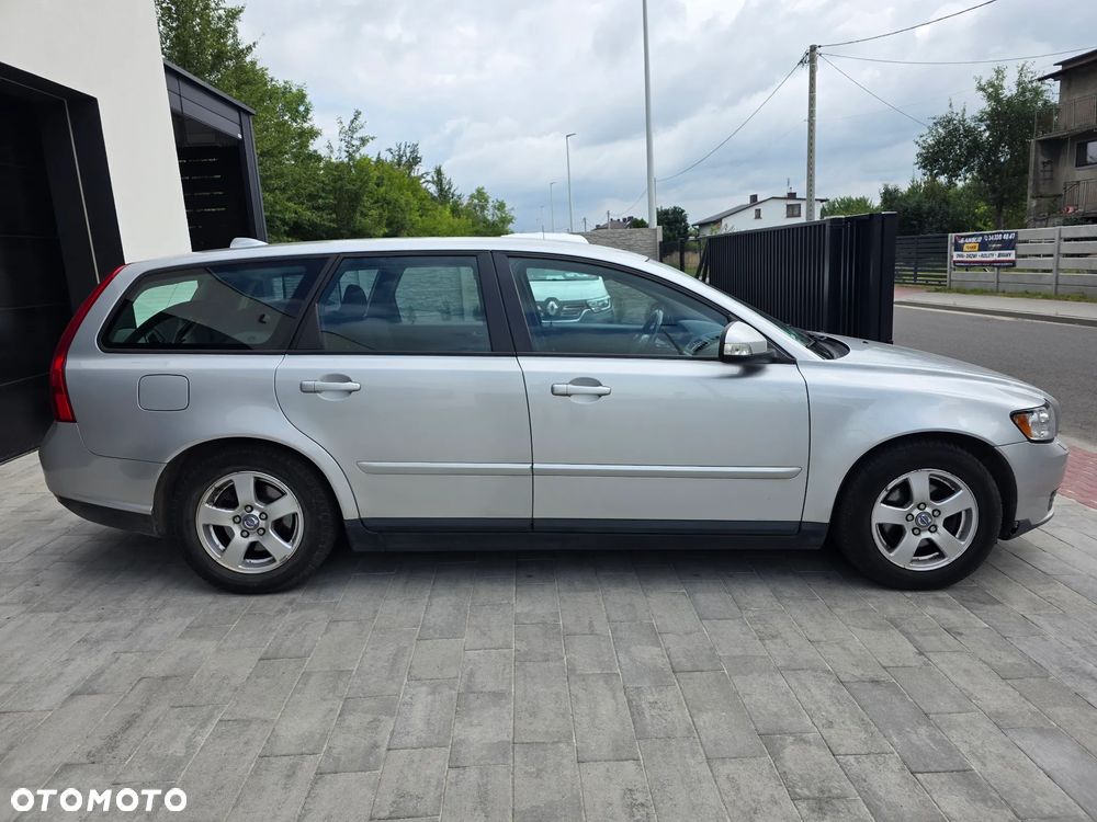 Volvo V50 1.6D DPF DRIVe - 13