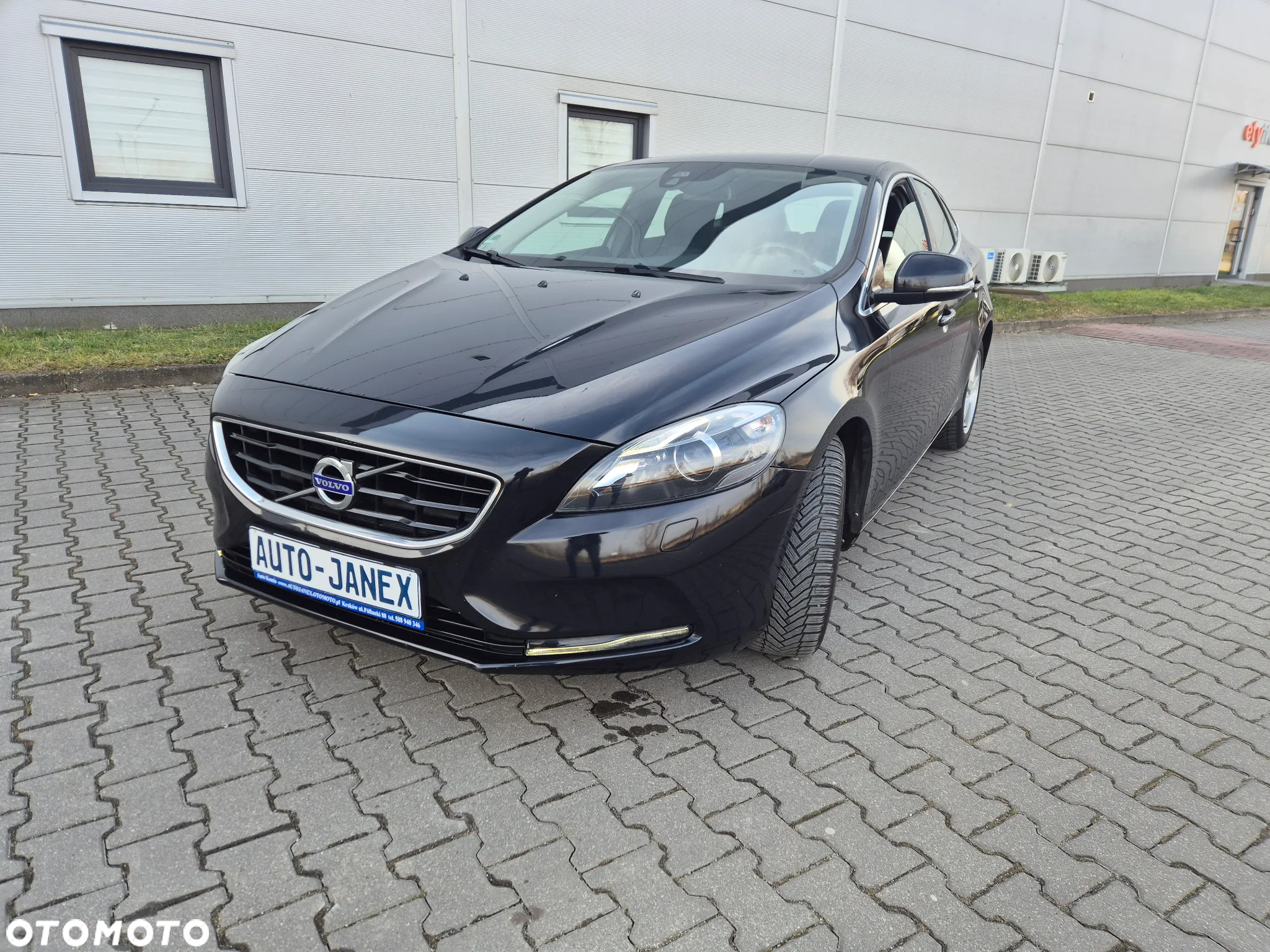 Volvo V40 T3 Kinetic - 2