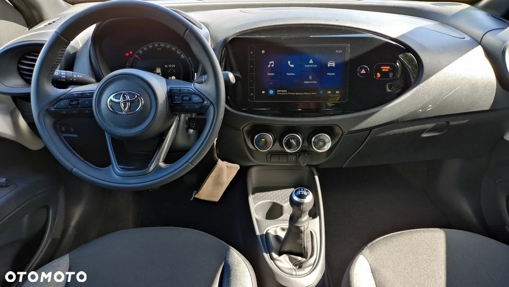 Toyota Aygo X 1.0 VVT-i X-play - 13
