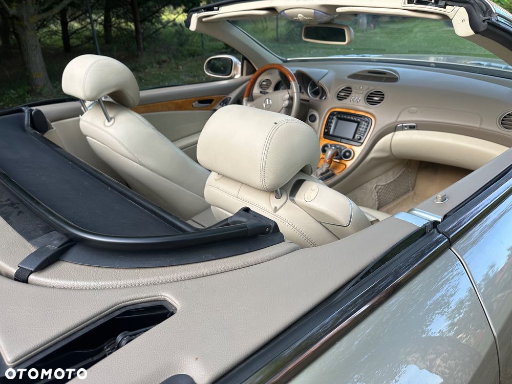 Mercedes-Benz SL - 8