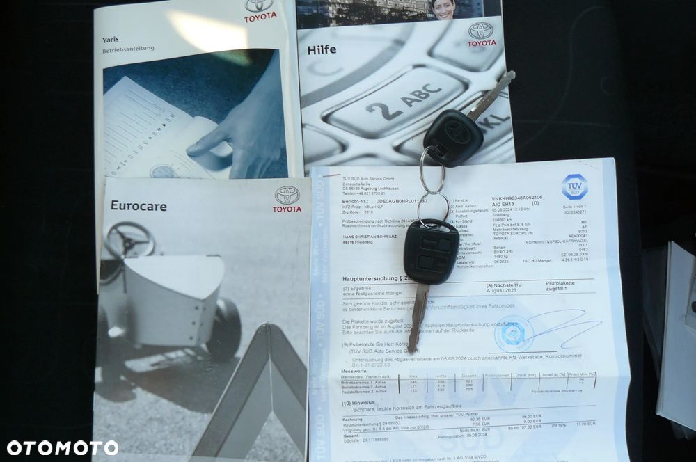 Toyota Yaris - 23