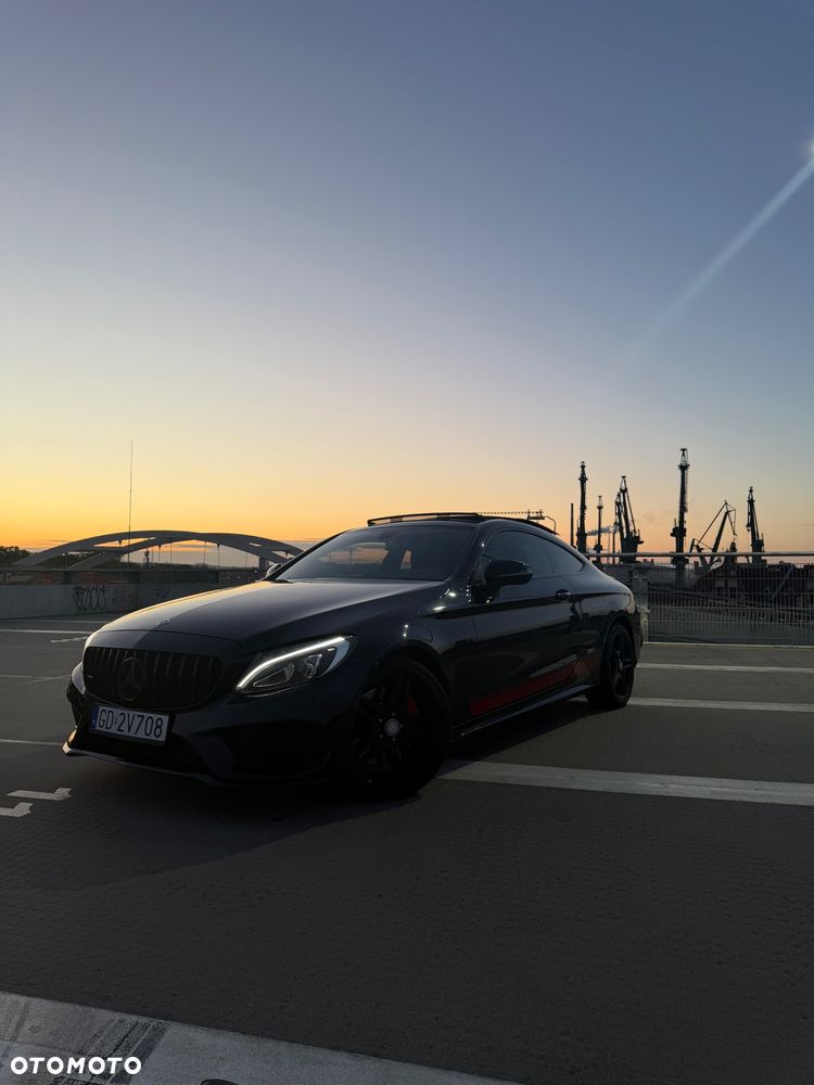Mercedes-Benz Klasa C 300 7G-TRONIC AMG Line - 2