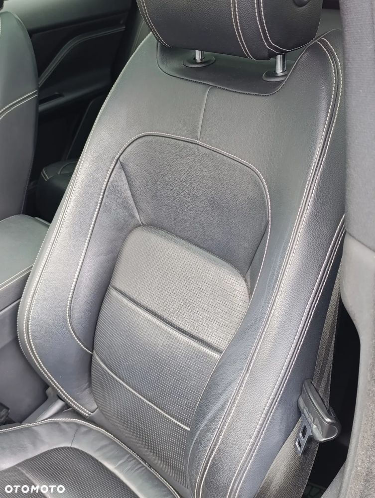 Jaguar F-Pace S AWD - 17