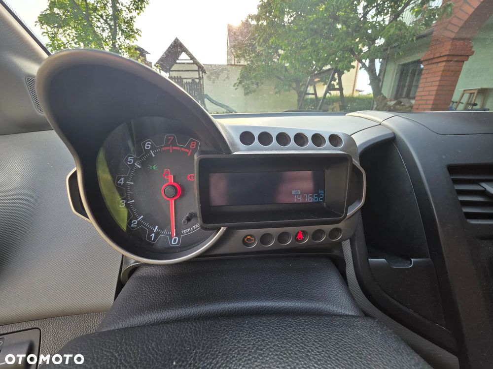 Chevrolet Aveo 1.2 LS+ - 11