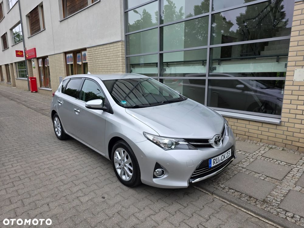 Toyota Auris - 9
