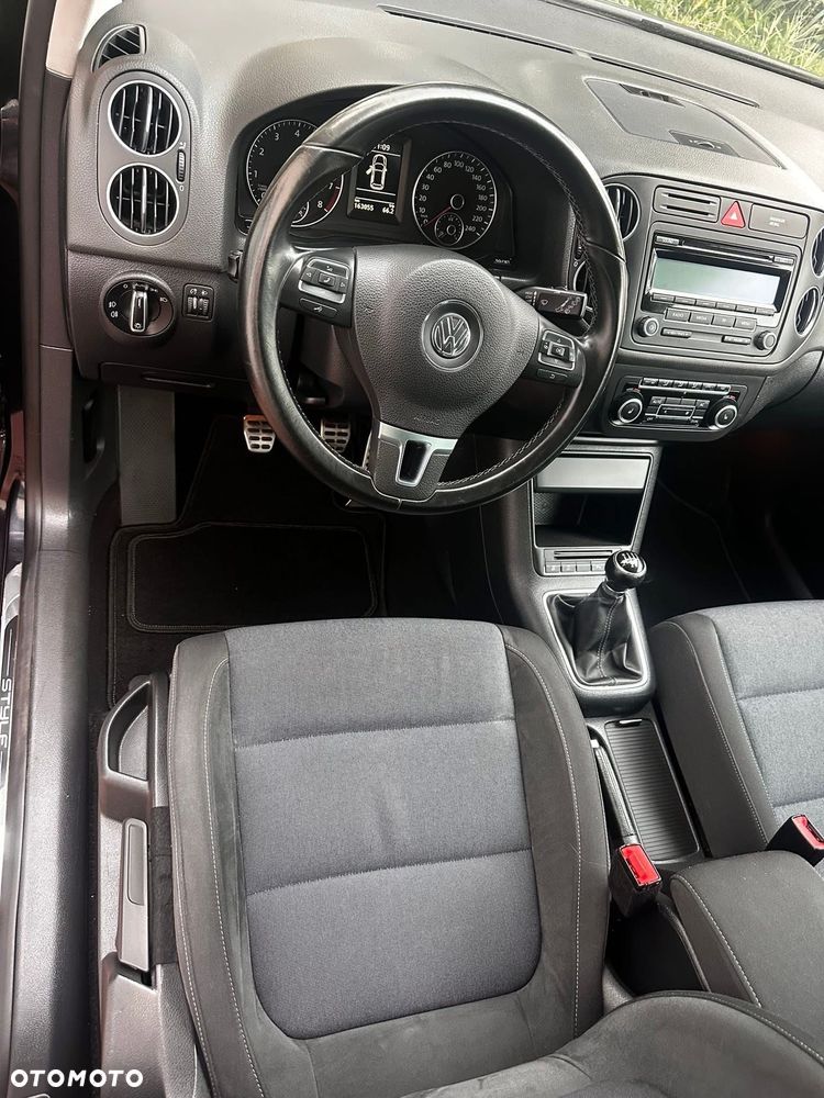 Volkswagen Golf Plus 1.2 TSI BlueMotion Technology Style - 23