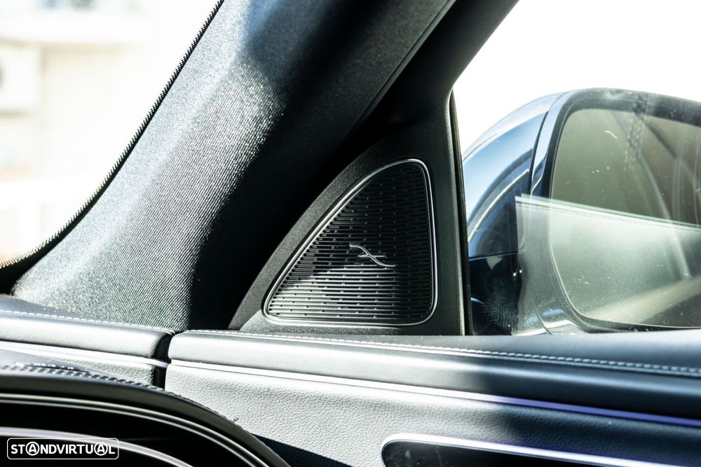 Mercedes-Benz E 300 - 25