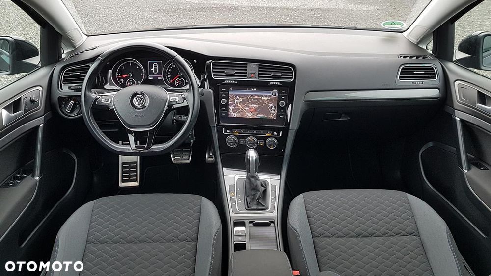 Volkswagen Golf 1.6 TDI SCR DSG Join - 14