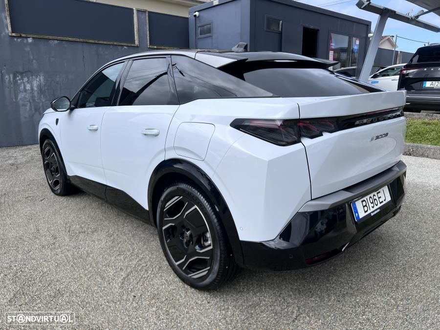 Peugeot E-3008 73 kWh GT - 4