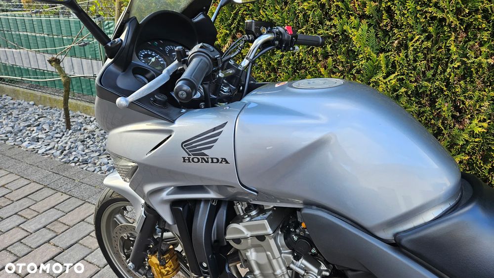 Honda CBF - 20