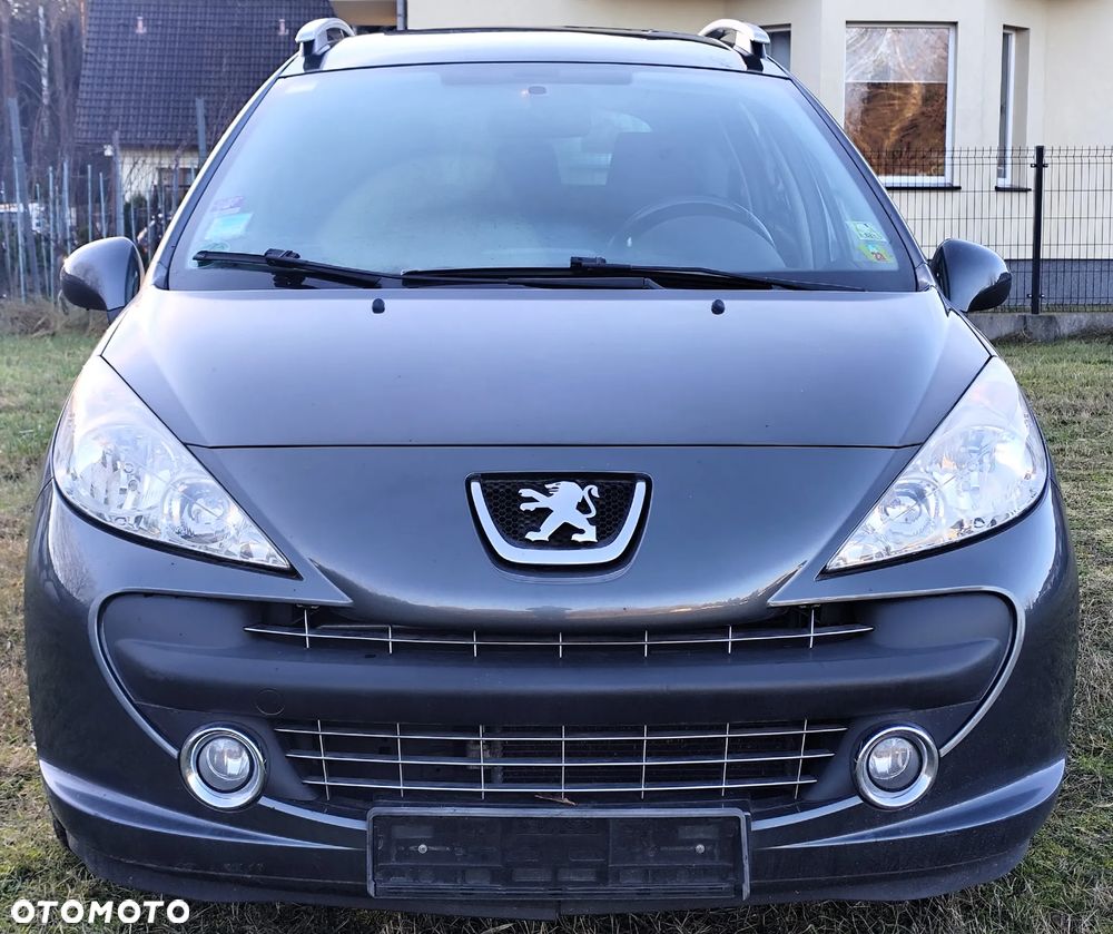 Peugeot 207 - 2