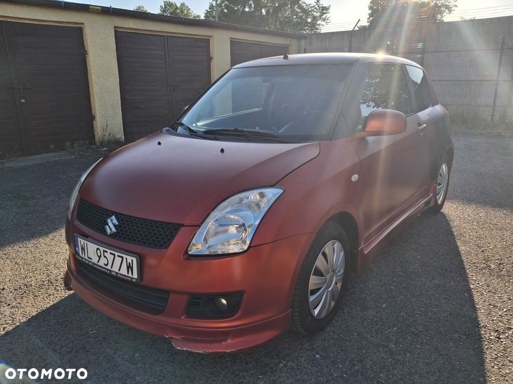 Suzuki Swift - 1