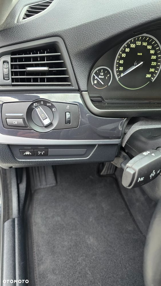 BMW Seria 5 520d - 14