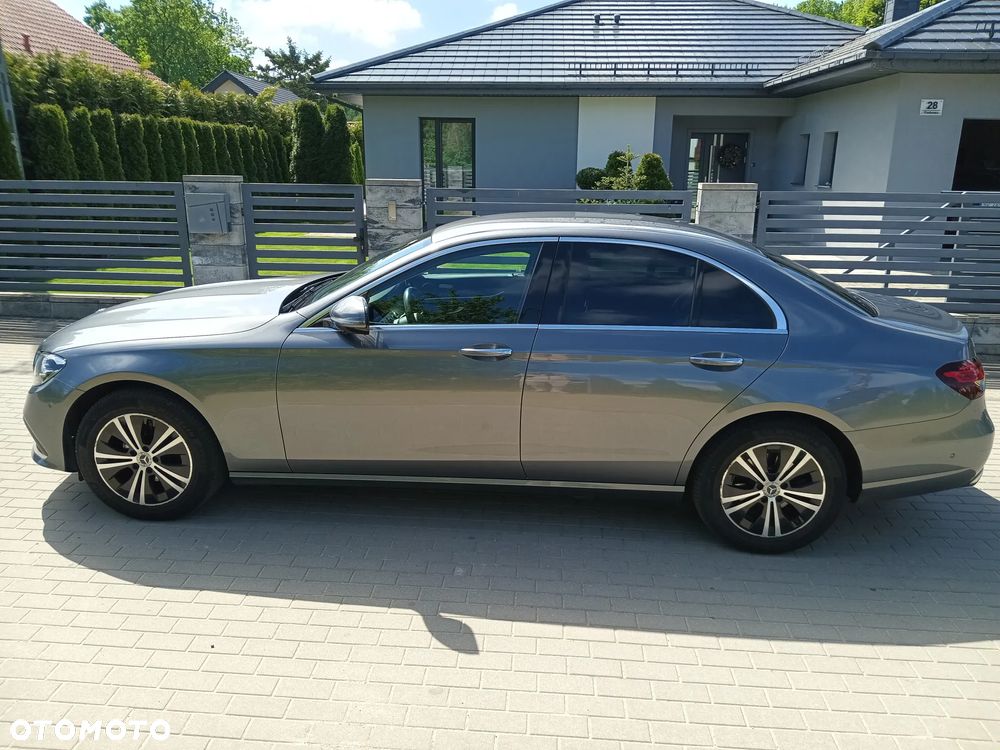 Mercedes-Benz Klasa E 220 d - 17