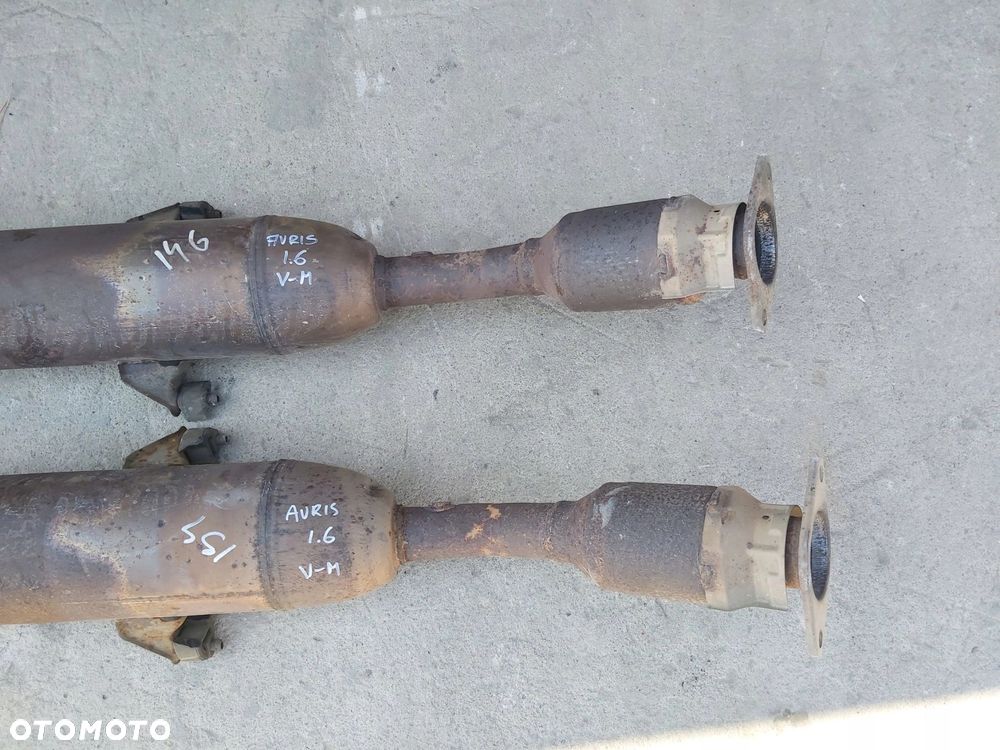 Toyota Auris I LIFT Katalizator 1,6 valvematic - 3
