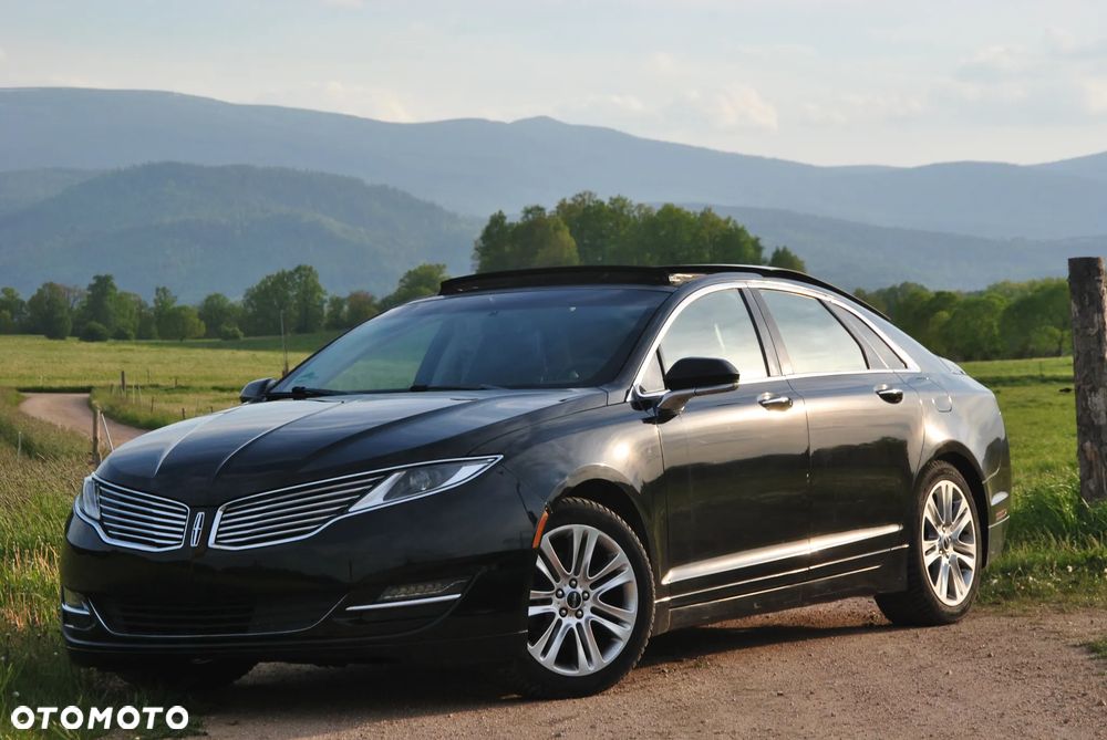 Lincoln MKZ - 1