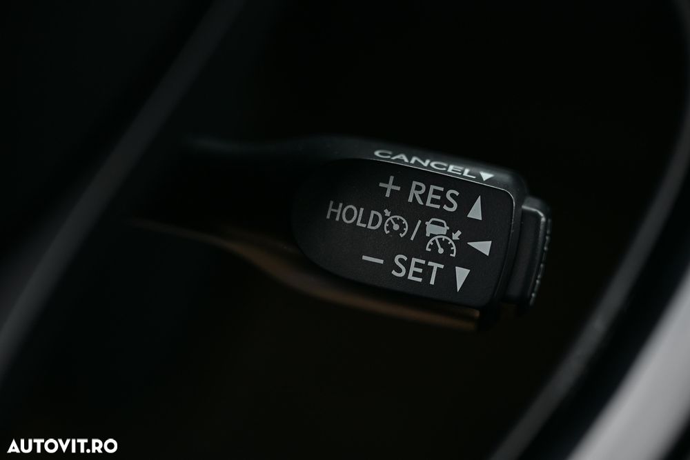 Toyota C-HR Flow - 40