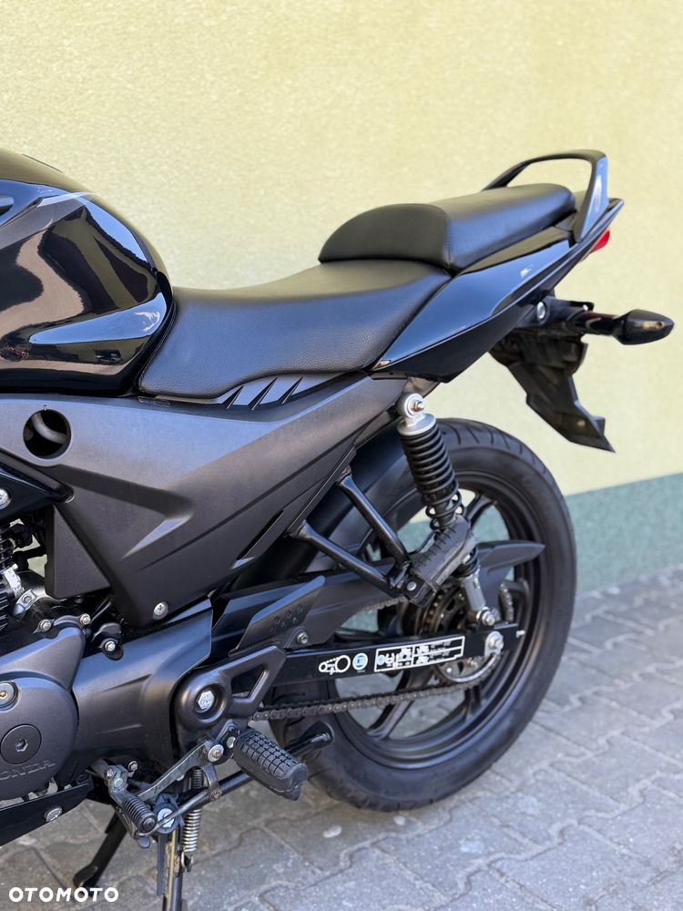 Honda CBF - 33
