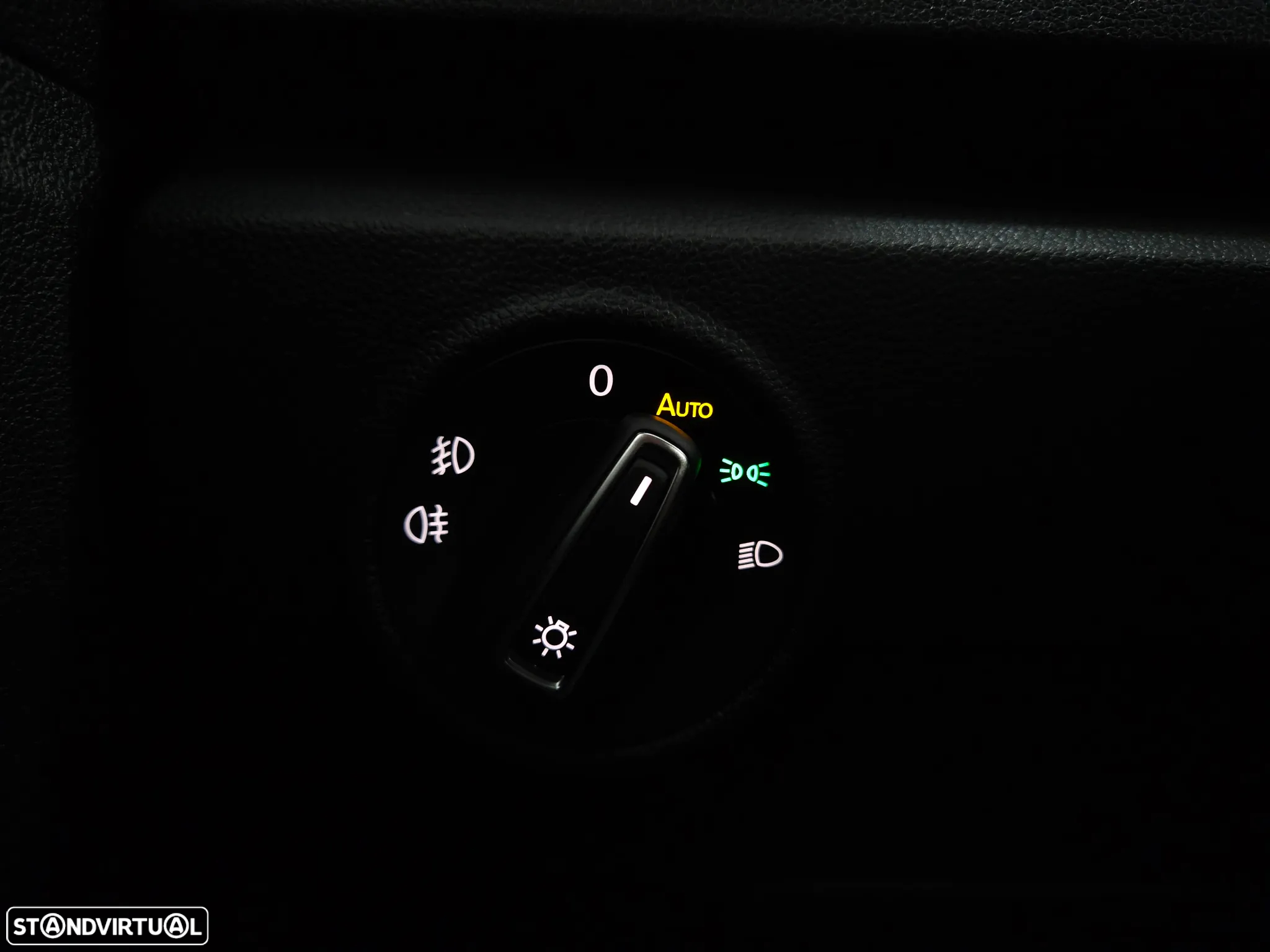 VW T-Roc 1.6 TDI Sport - 21