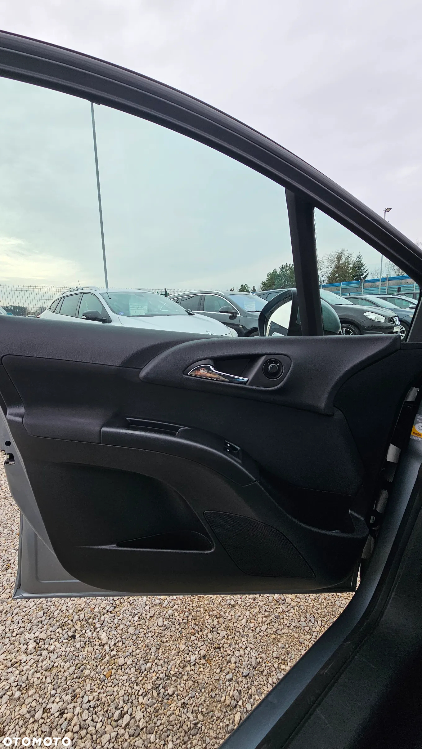 Opel Meriva - 28