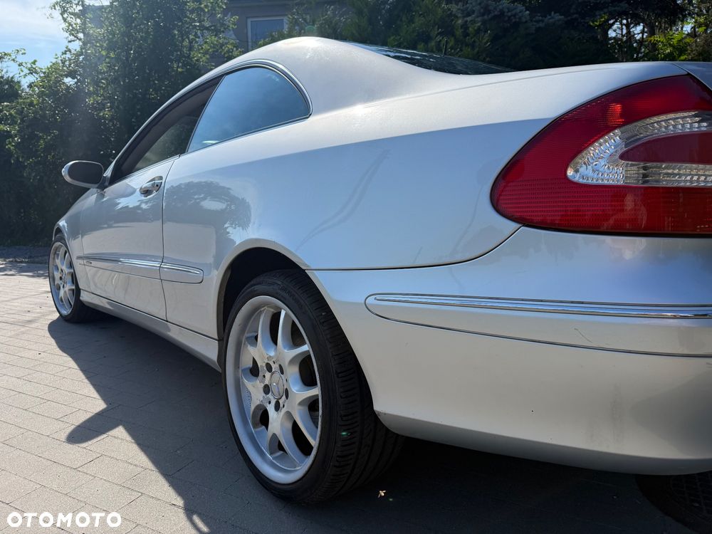 Mercedes-Benz CLK - 3