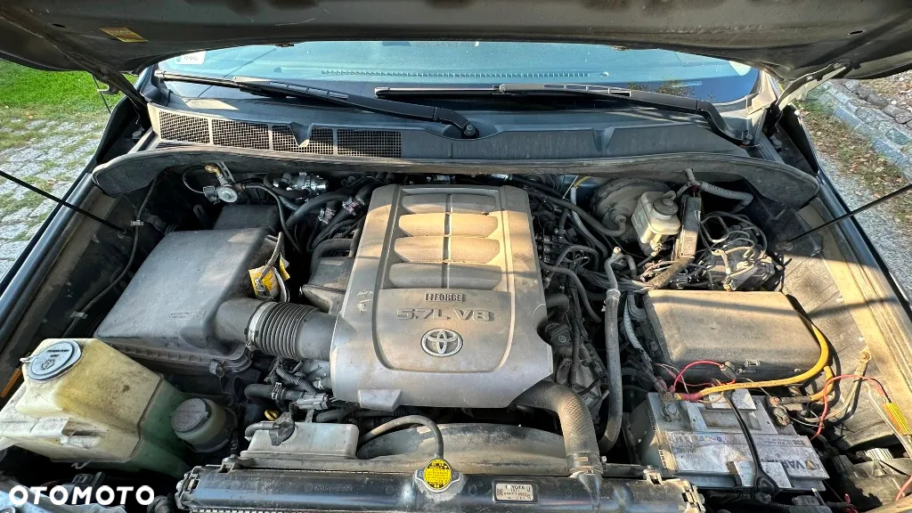 Toyota Tundra - 23