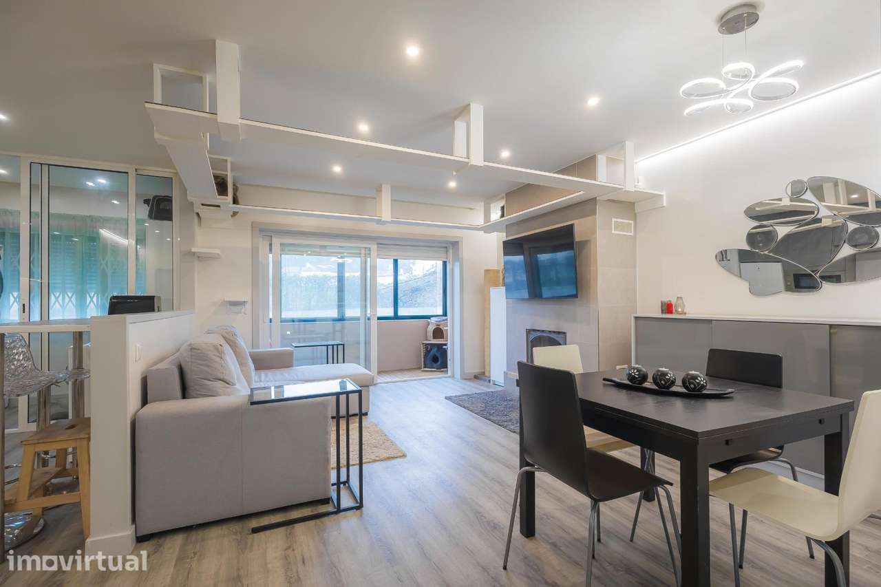 Apartamento T2+1 | 2 Suítes — Totalmente Renovado em 2023 - Grande imagem: 2/28