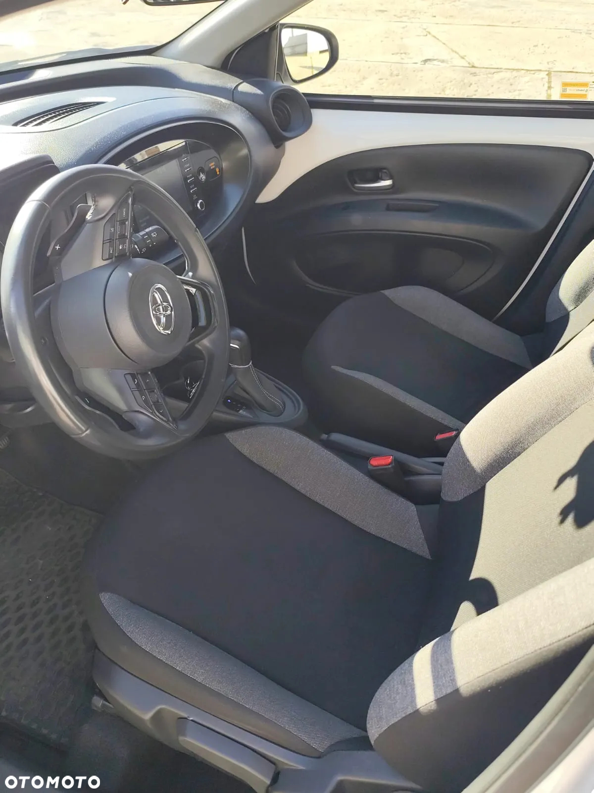Toyota Aygo X 1.0 VVT-i Comfort CVT - 12
