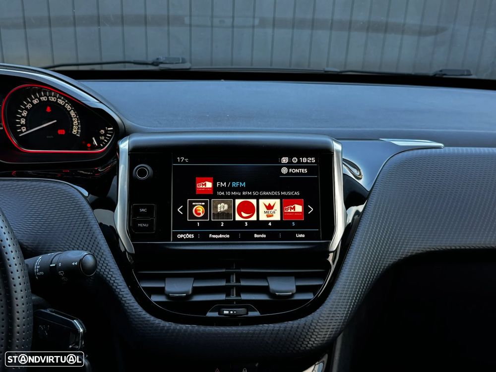 Peugeot 2008 PureTech 110 Stop&Start GT-Line Edition - 16