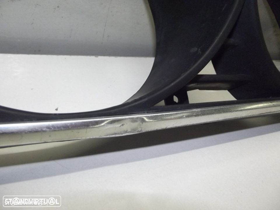 bmw 735 I grelhas da frente - 2