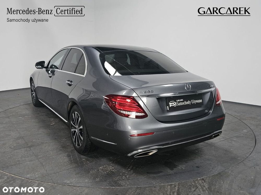 Mercedes-Benz Klasa E - 4
