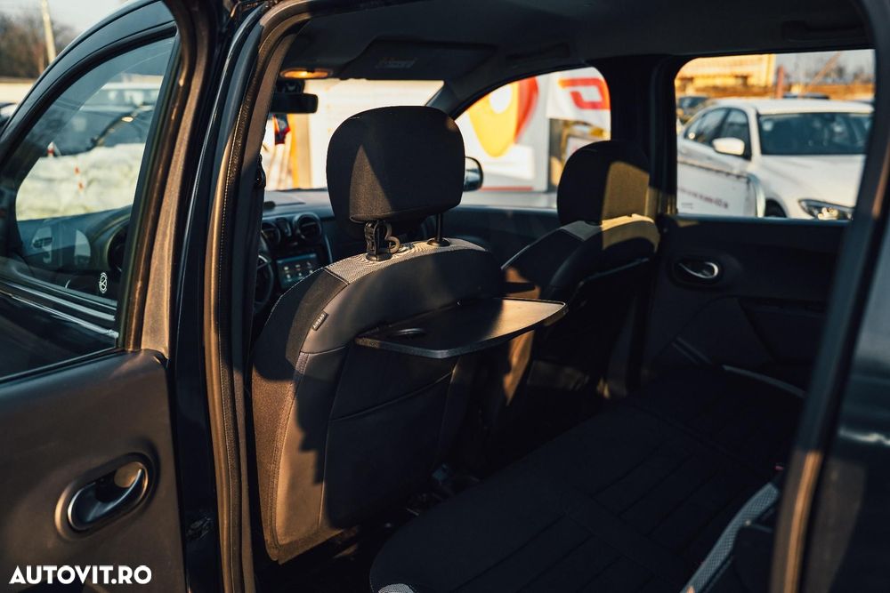 Dacia Lodgy 1.5 Blue dCi Stepway - 10