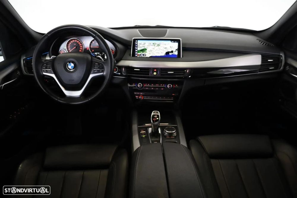 BMW X5 25 d sDrive Comfort 7L - 7