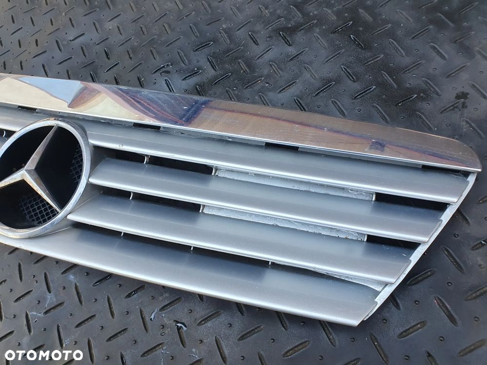 GRILL ATRAPA MERCEDES A  KLASA W168 LIFT  A1688801283 - 3