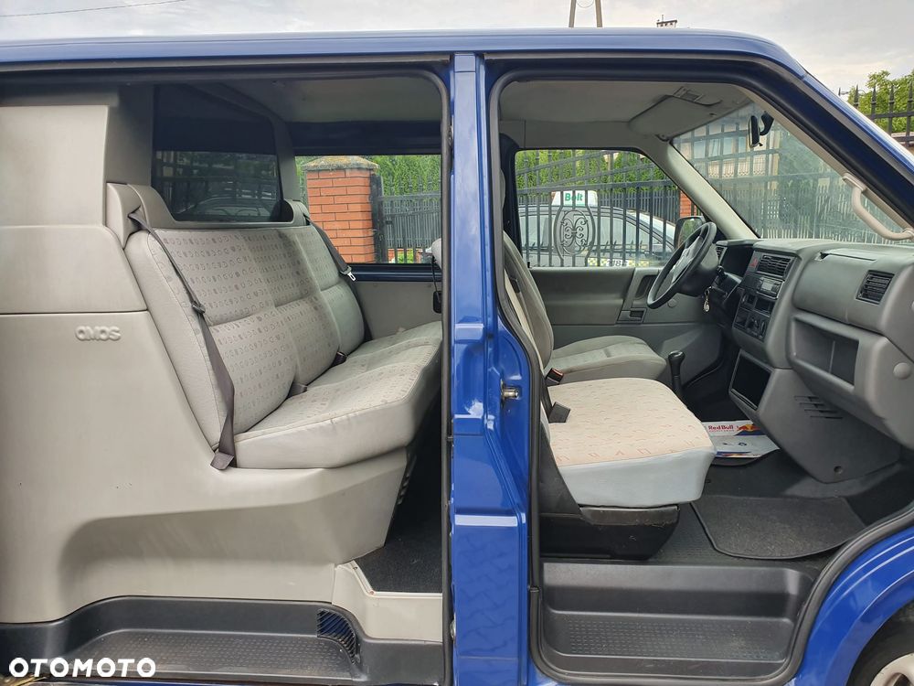 Volkswagen Transporter - 9