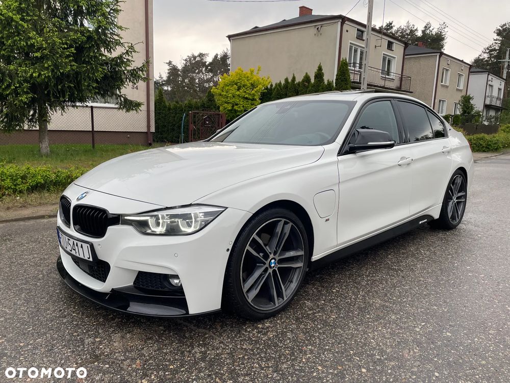 BMW Seria 3 330e iPerformance M Sport - 2