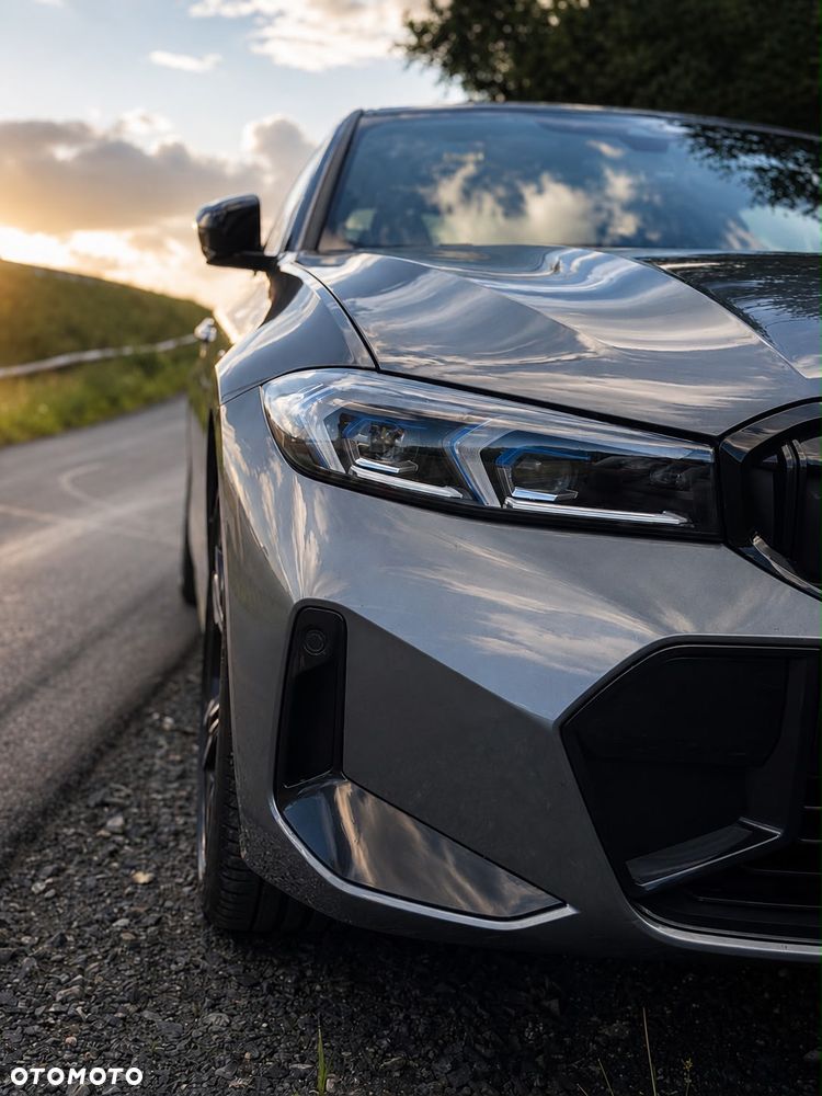 BMW Seria 3 320i