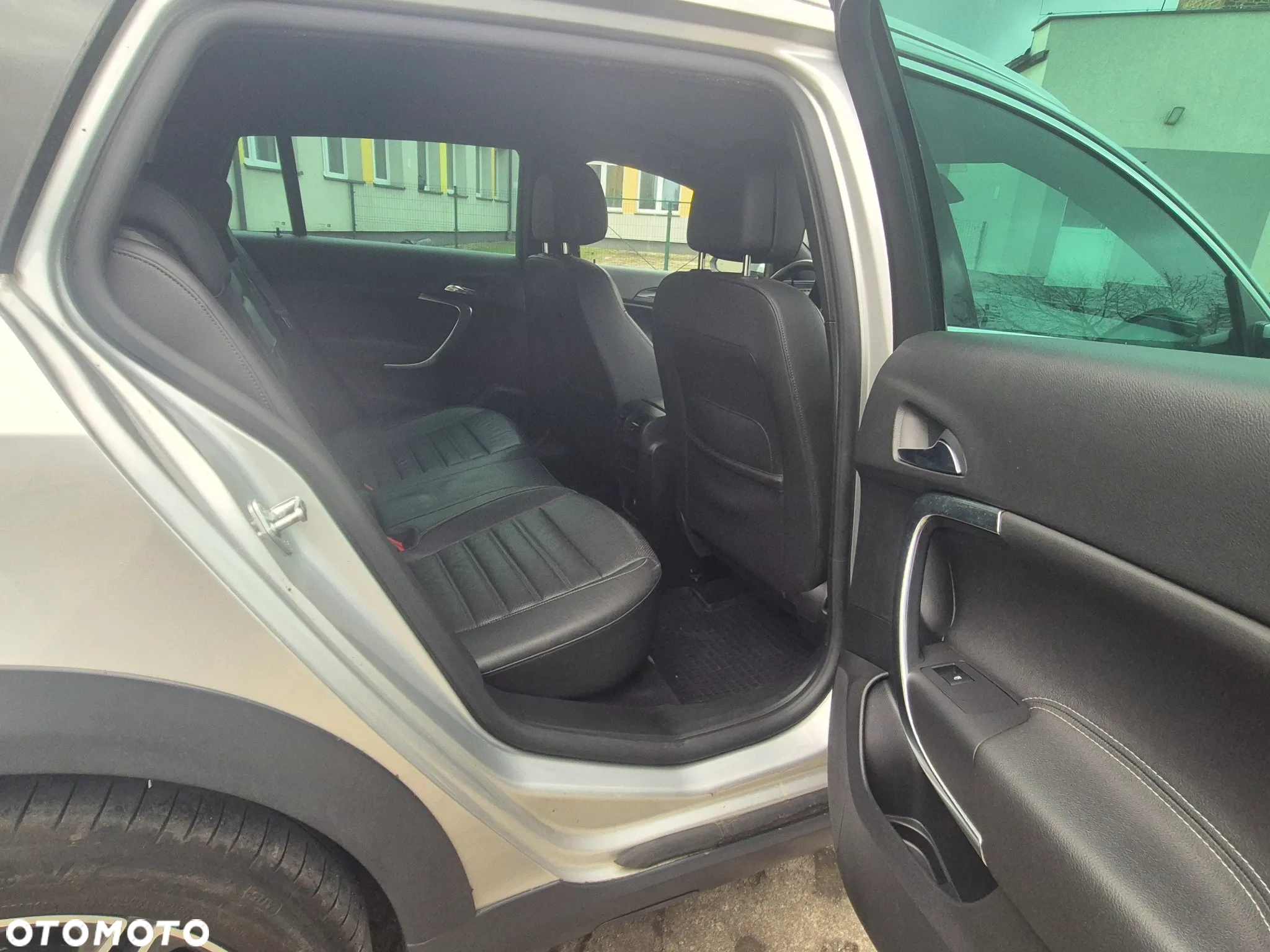 Opel Insignia 2.0 CDTI Cosmo S&S - 32